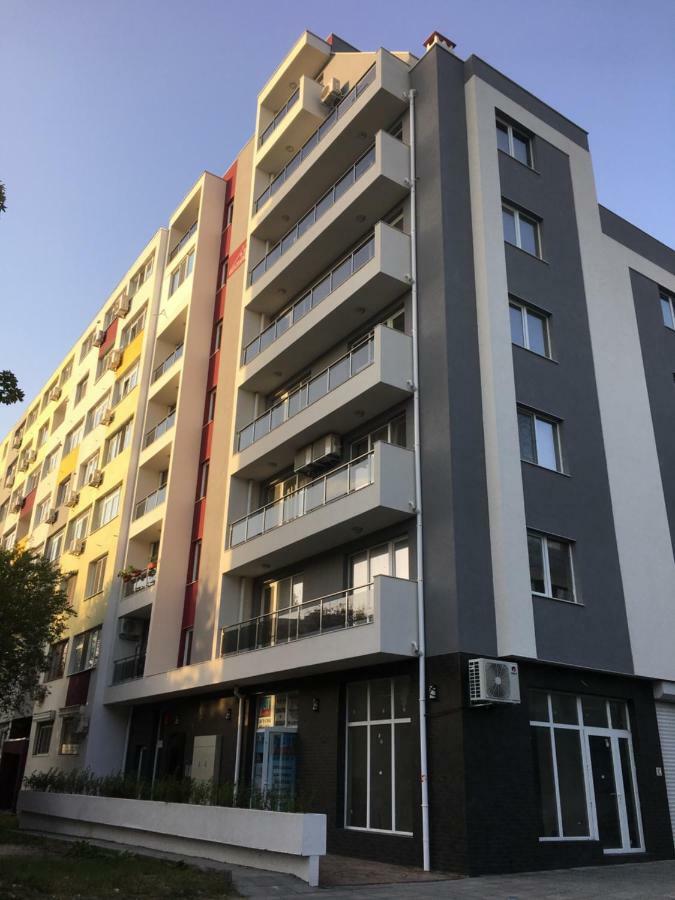 Апартаменти Airluxapartament Burgas Екстер'єр фото